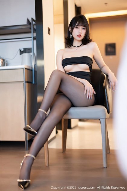 丁香五月开心婷婷终合海报